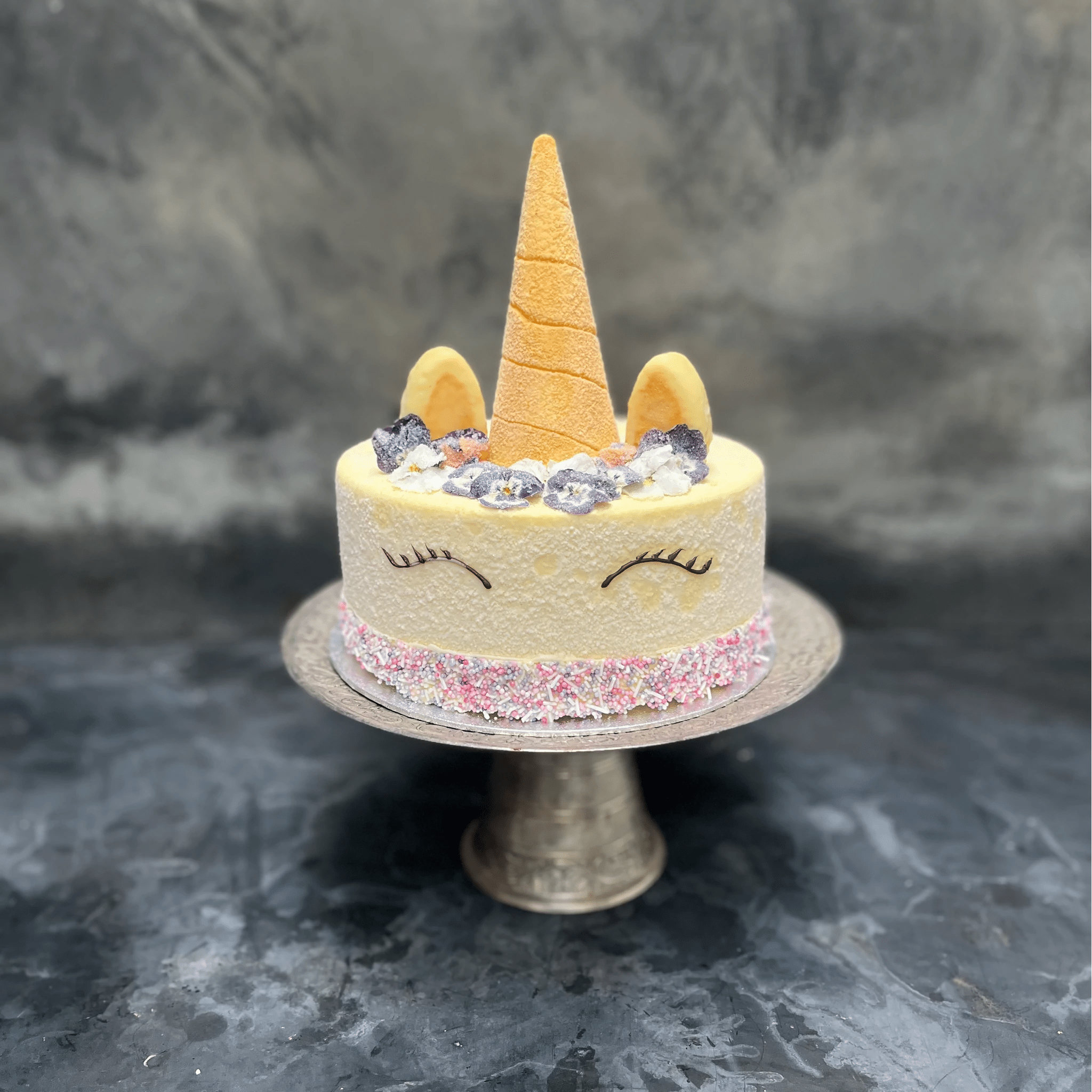 UNICORN CELEBRATION CAKE