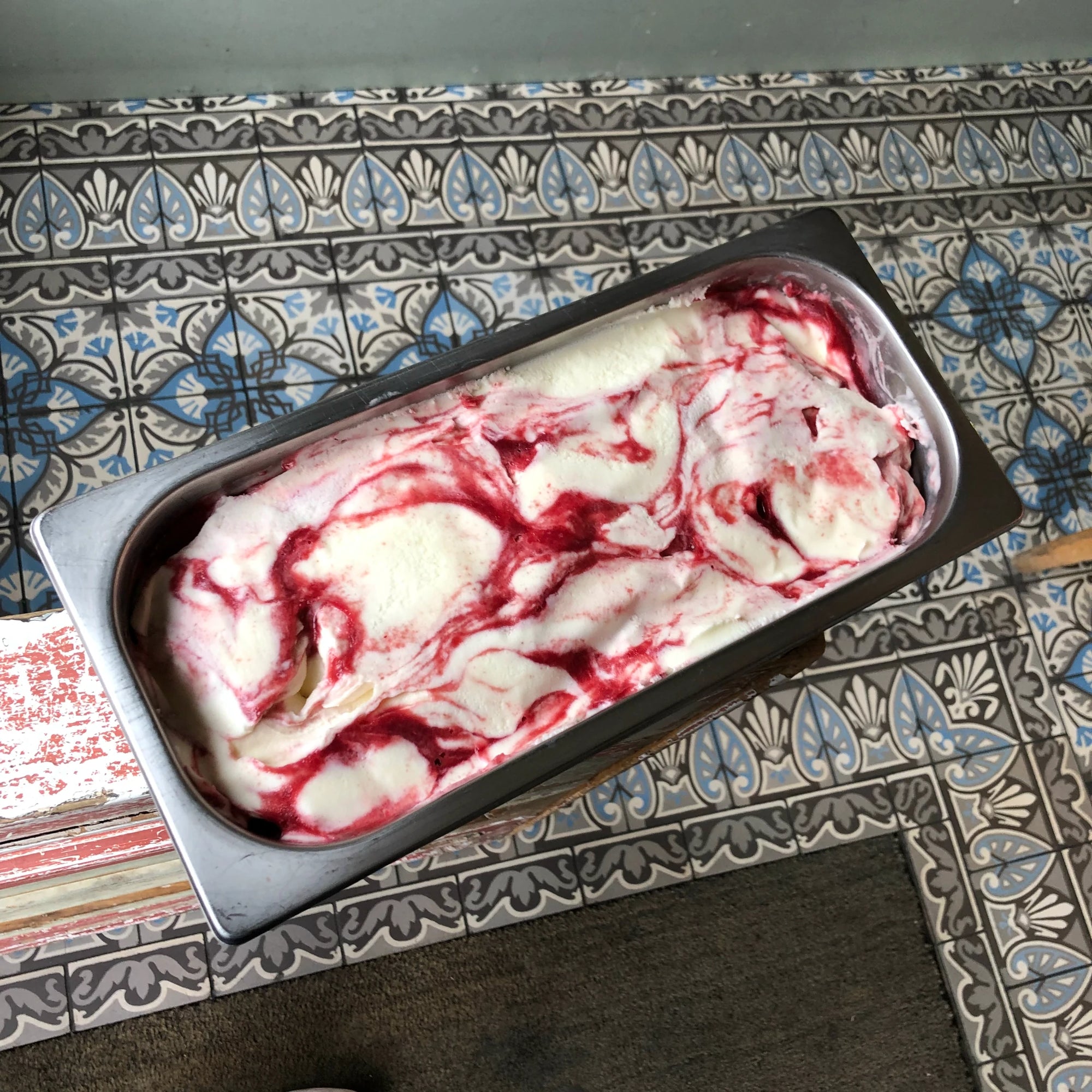 A napoli pan of raspberry ripple